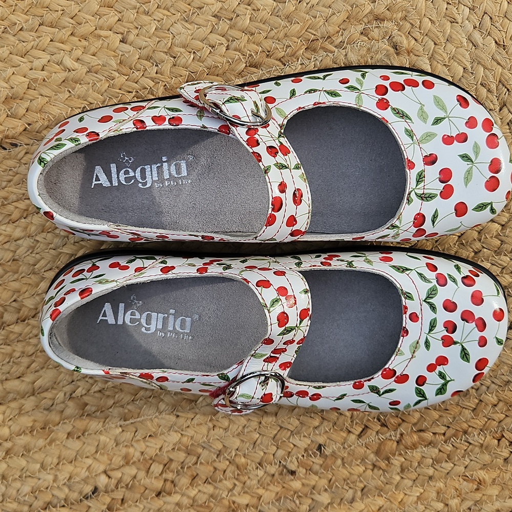 Alegria Cherry Print MaryJane Platform Shoes‎ Sample Size 7 - Picture 6 of 16